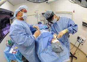 Surgery to correct nasal septum at an Israeli clinic